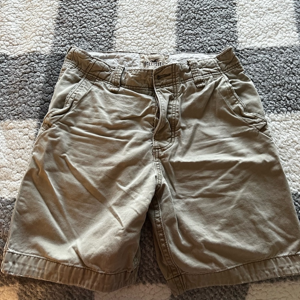 Hollister Tan Flat Front Shorts Lightweight Summer Essential